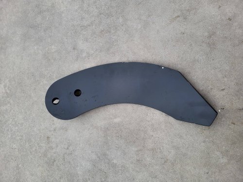 Zahrnovač levý - Grégoire Besson